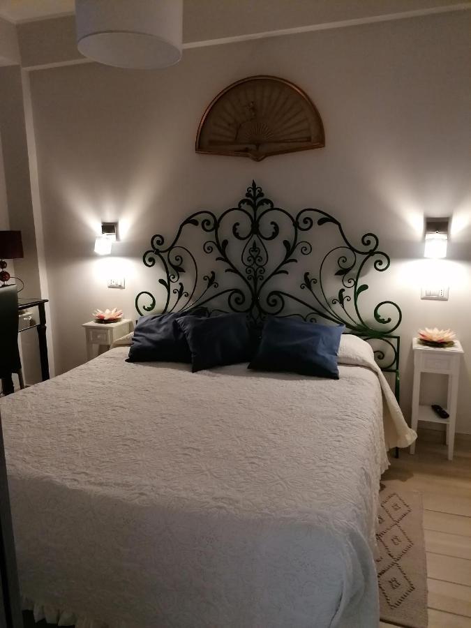 Al Bajah Loft Monovano Con Requisiti Hotel Taormina Bagian luar foto