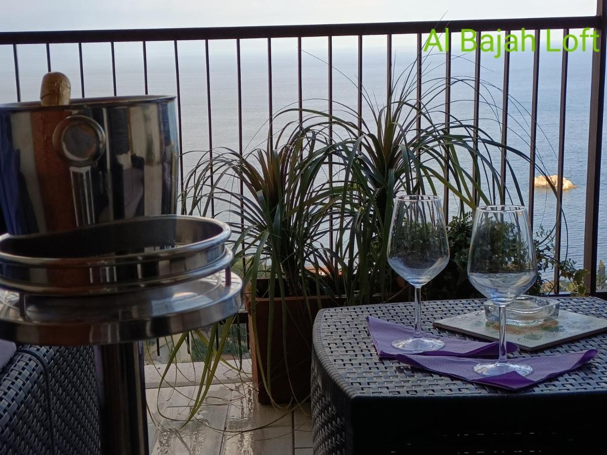 Al Bajah Loft Monovano Con Requisiti Hotel Taormina Bagian luar foto